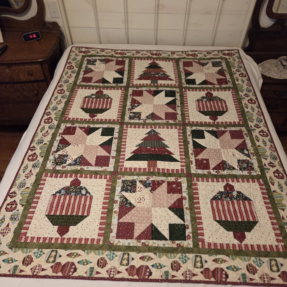 Christmas Patchwork Quilt with Ornaments